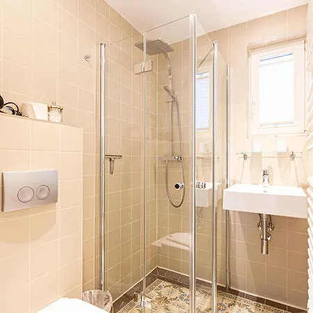 Strandschloesschen بيت للعطل